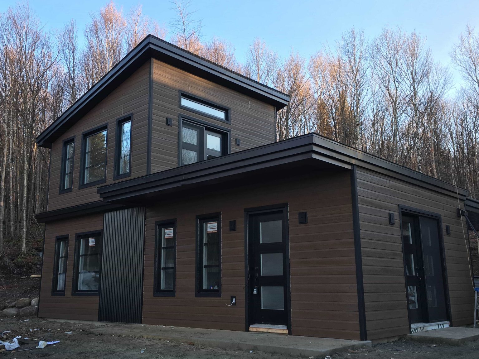 Engineered vs Natural Wood Siding: Long-Term Best?